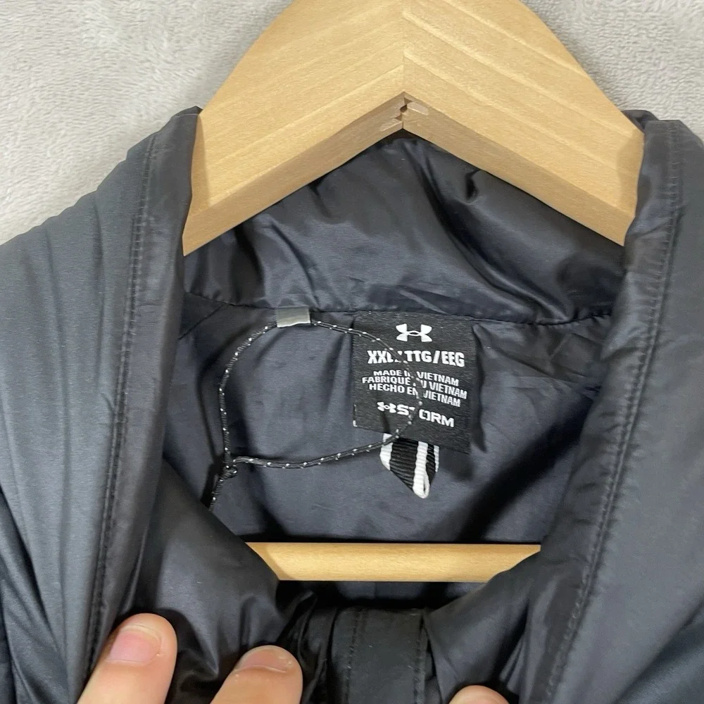 Under Armour item excellent